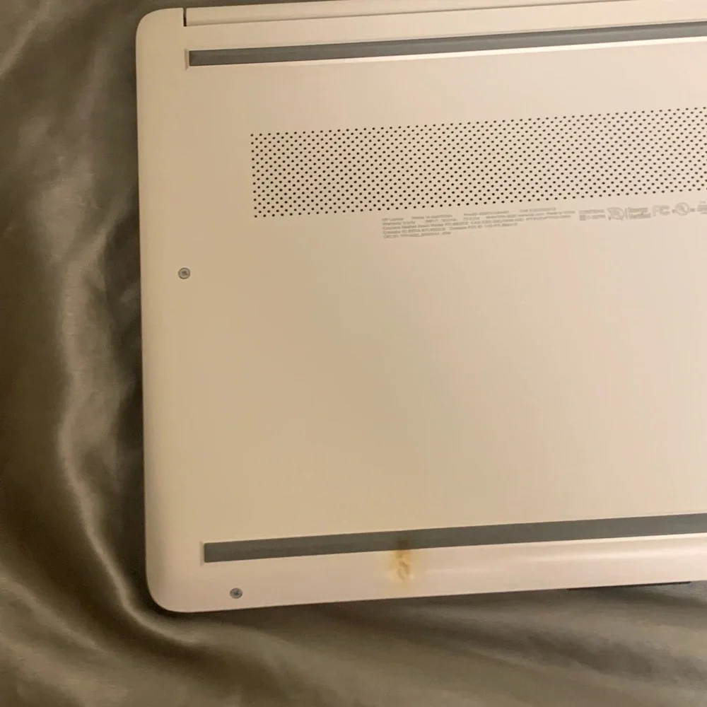 White HP Laptop